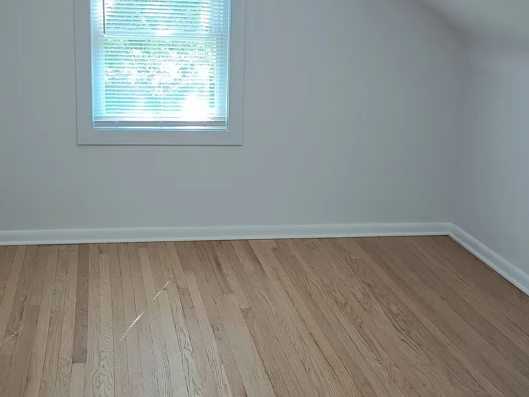56 Greenview Dr — Photo 8