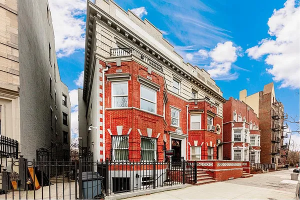 Rented by Douglas Elliman | media 5