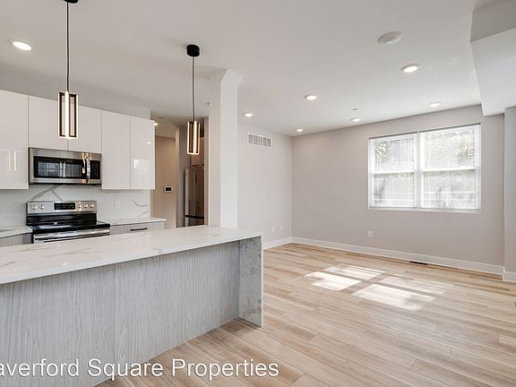 2nd image of 801 N 40th St #17744145