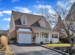 6 Holbrook Rd, Havertown, PA 19083