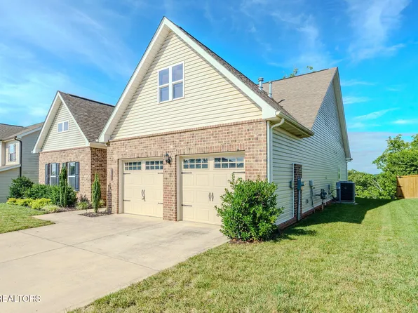 284 Aspen Dr, Lenoir City, TN 37771