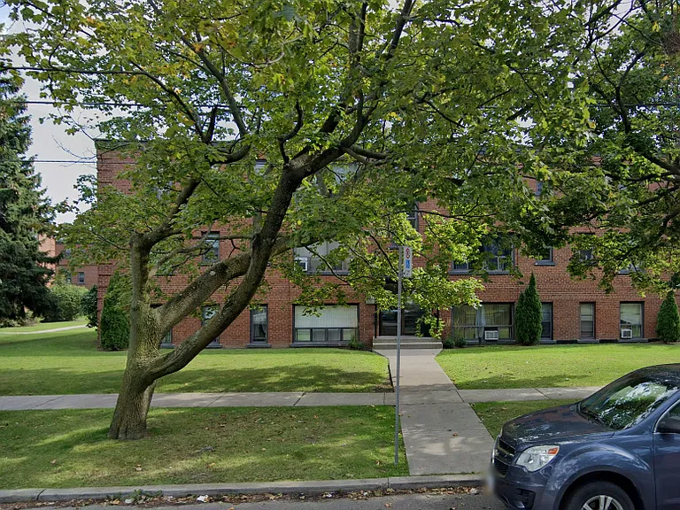 19 Engelhart Cres #64-68 — Photo 18
