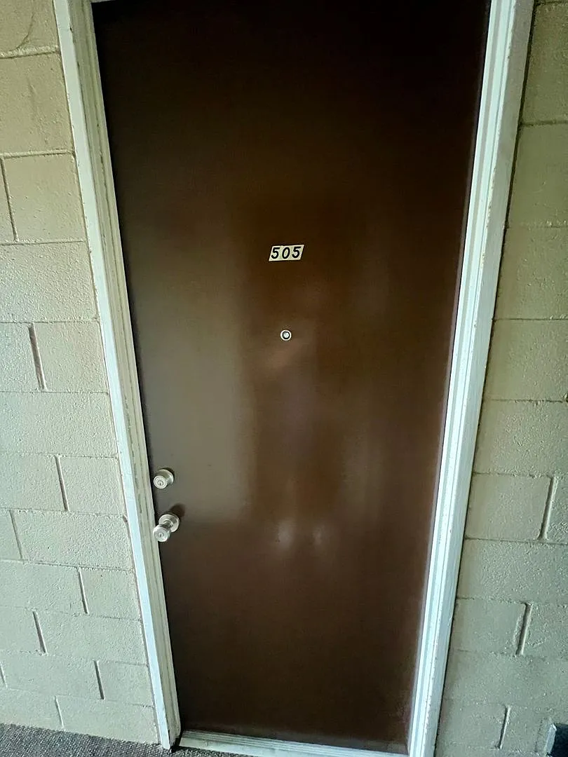 Makiki Condo with Parking and A/C — Photo 2