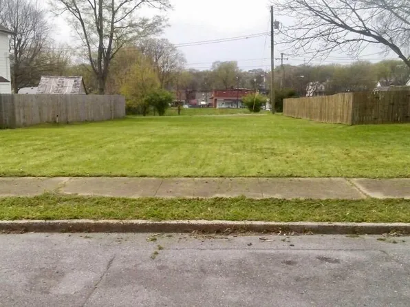 1214 N 5th St #B, Nashville, TN 37207