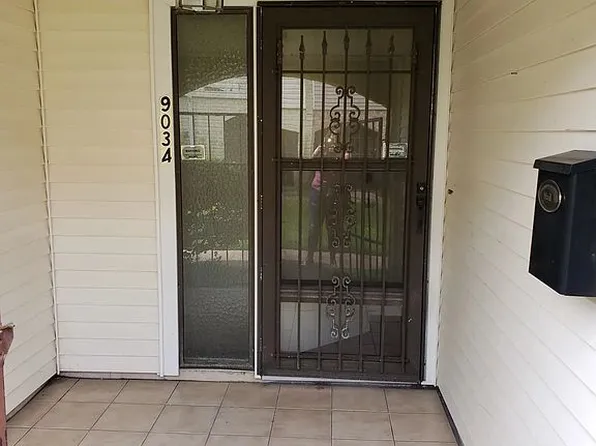 9034 Wilcrest Dr, Houston, TX 77099