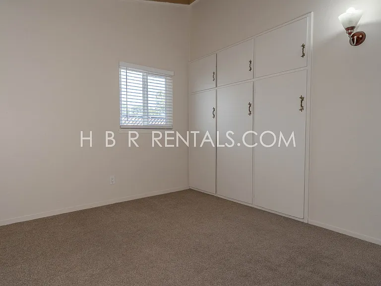 1261 N Tracy Blvd — Photo 15