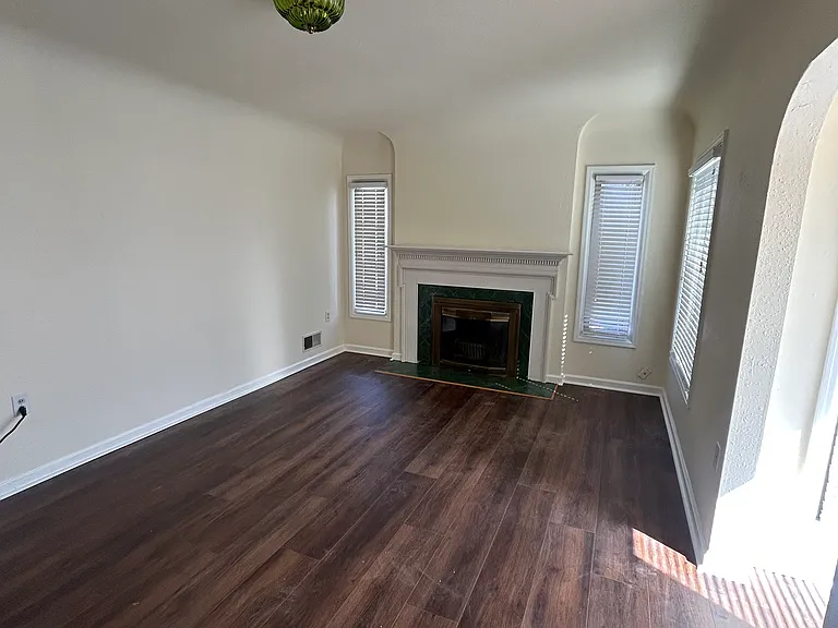 2375 E 3395 S — Photo 9
