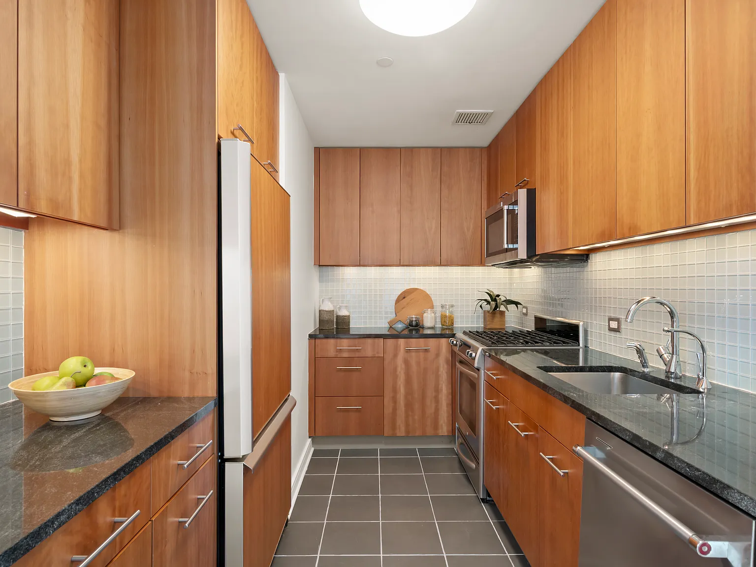 11 East 29th Street — Photo 4