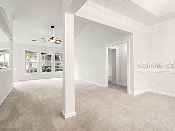 5th image of 120 Muirfield Rd