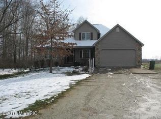 12881 Gleason Rd, Three Rivers, MI 49093
