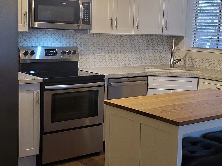 742 E McKinley St #B — Photo 9