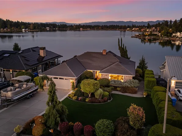 2803 200th Avenue E, Lake Tapps, WA 98391