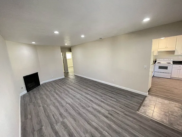1259 W McKinley Ave #D — Photo 1