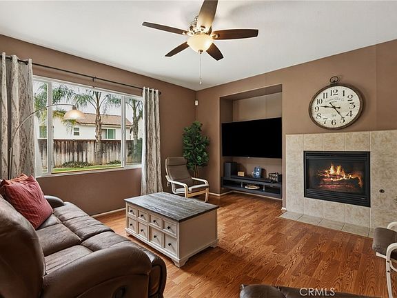 5th image of 25975 Avenida Classica