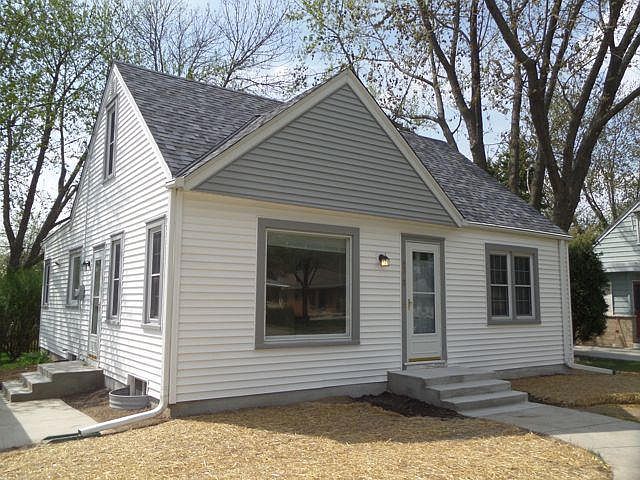 1st image of 4213 N 94th St