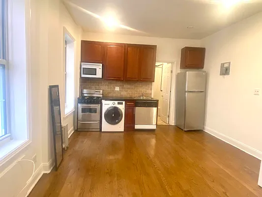 Rented by Corcoran | media 48