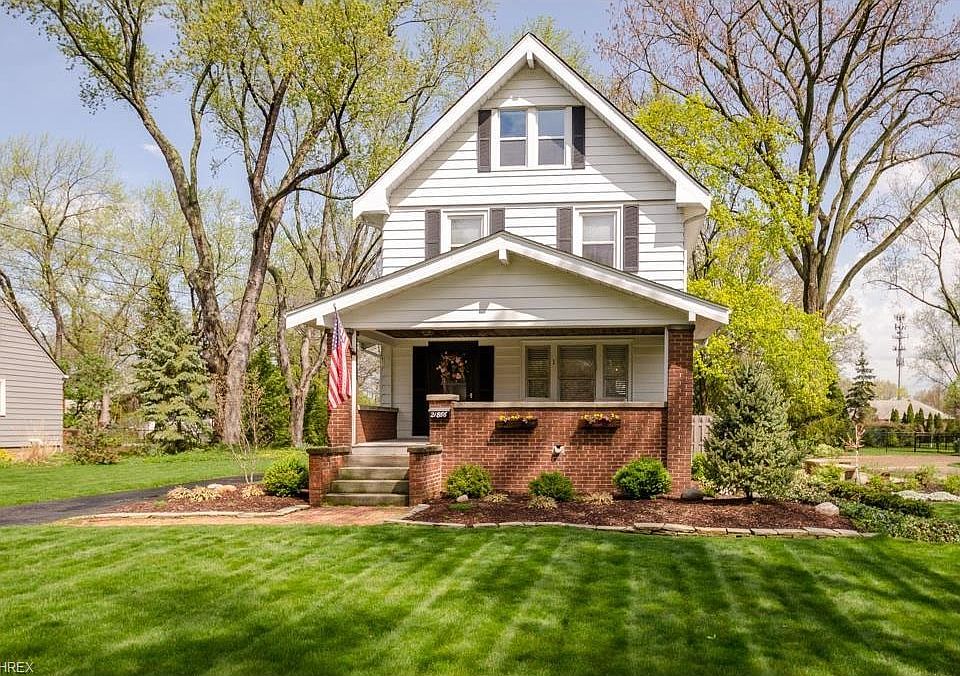 1st image of 21866 N Park Dr