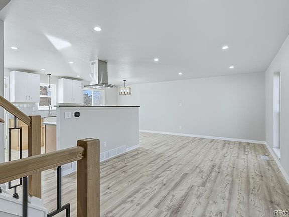 3rd image of 11364 Marshall Court