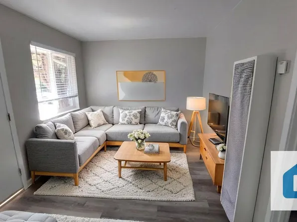 Leisure Apartments