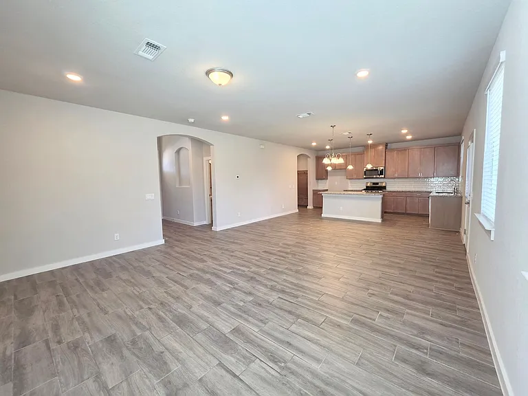 724 Fort Leonard — Photo 8