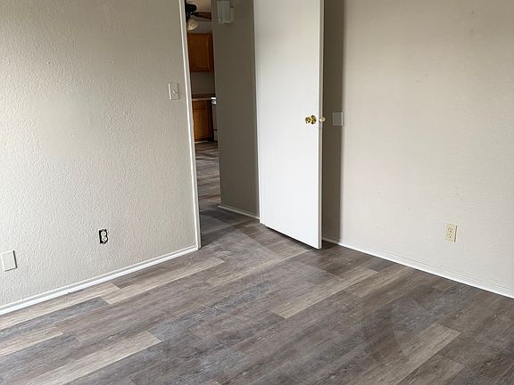 4th image of 465 W Ivyglen St APT 243