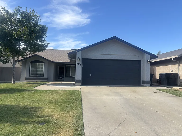 3431 Arizona Ave — Photo 1