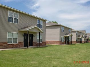 107 1/2 W Lakeview Rd, Stillwater, OK 74075