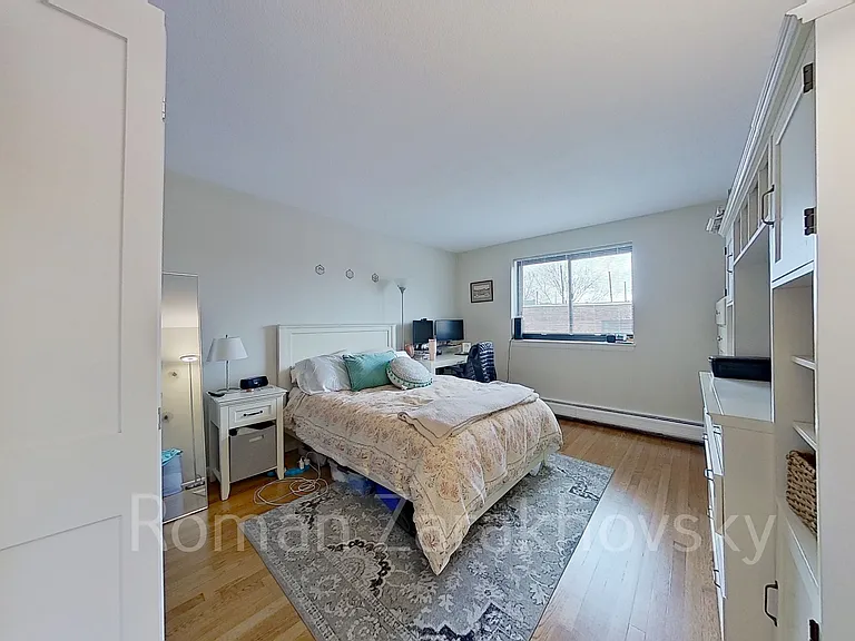 79 Sutherland Rd #4 — Photo 5