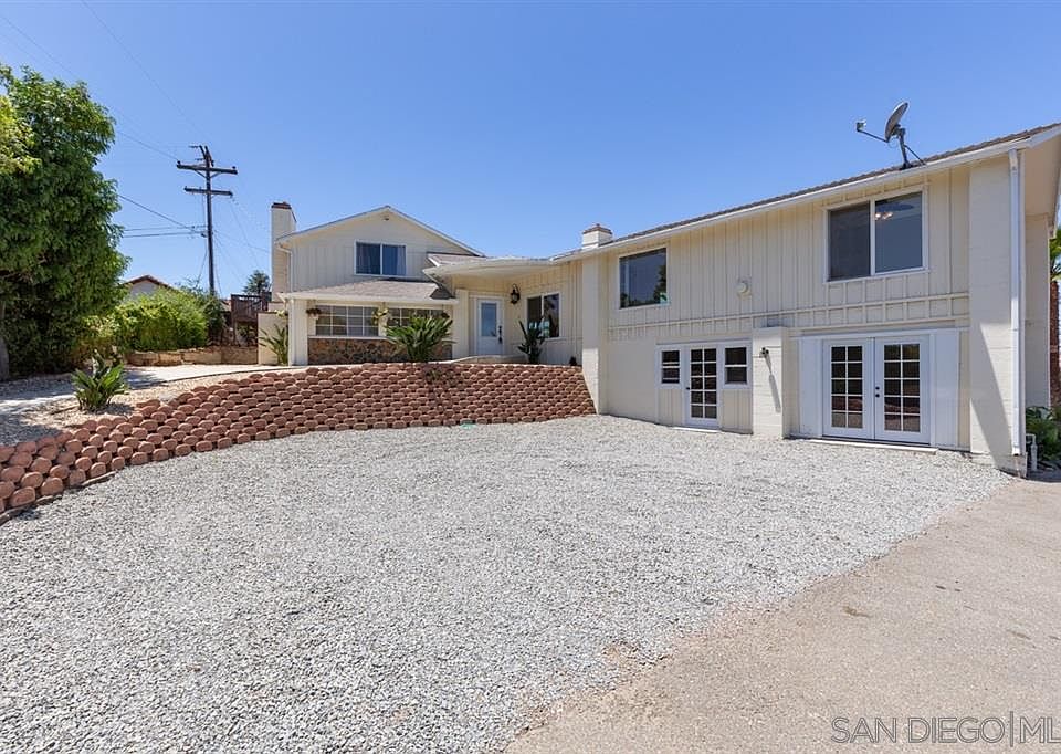 1st image of 338 S Melrose Dr #1-03