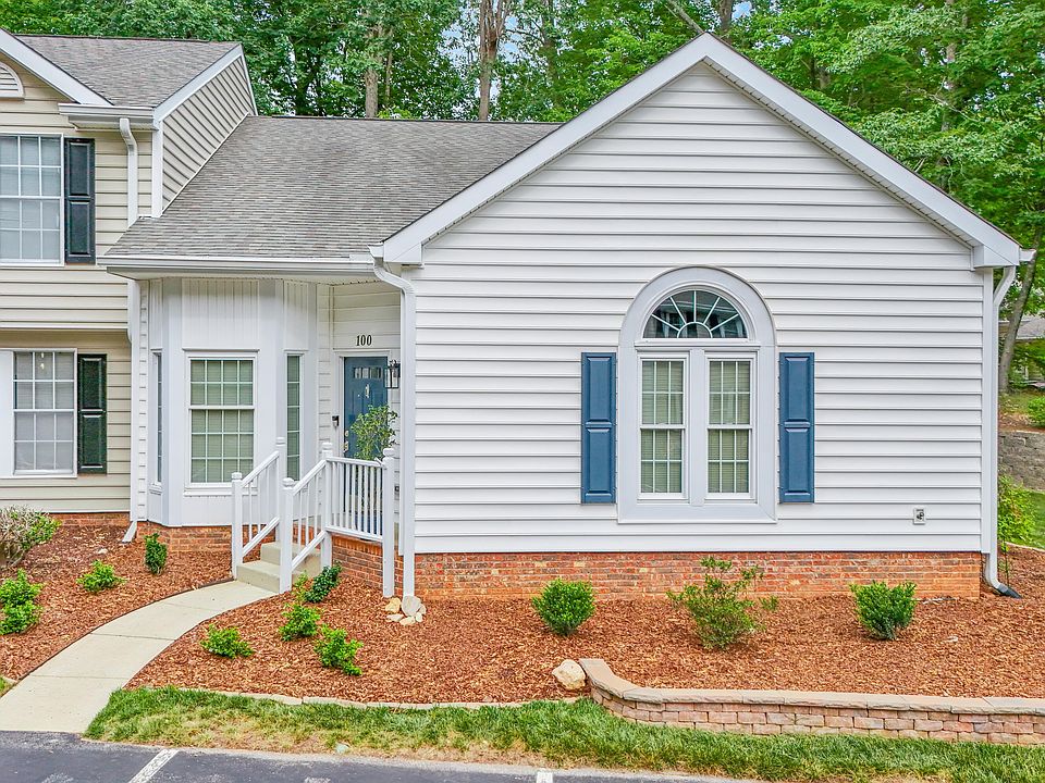 1st image of 100 Riverwalk Cir