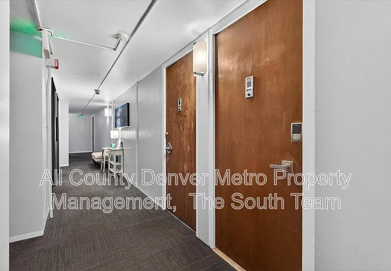 1155 Ash St #304 — Photo 4