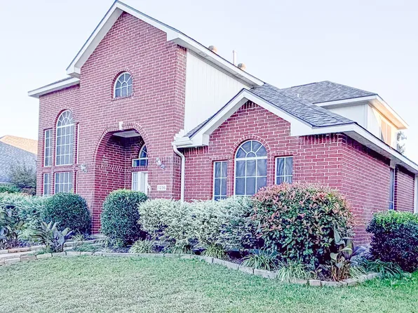 1236 Whitehorse Dr, Lewisville, TX 75077