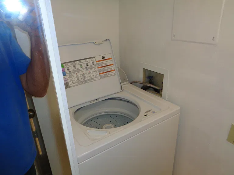 2512 SE Anchorage Cv #2 — Photo 19