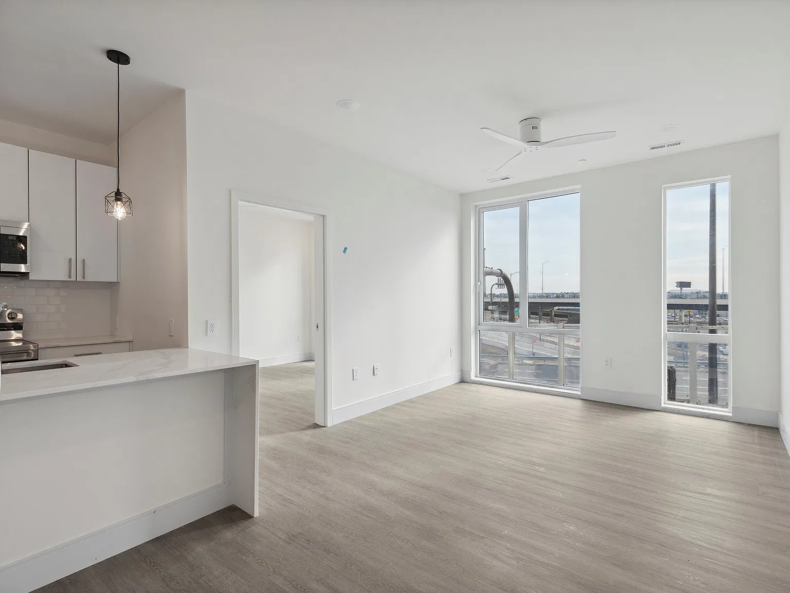 1221 E Fletcher St Unit 310 — Photo 2