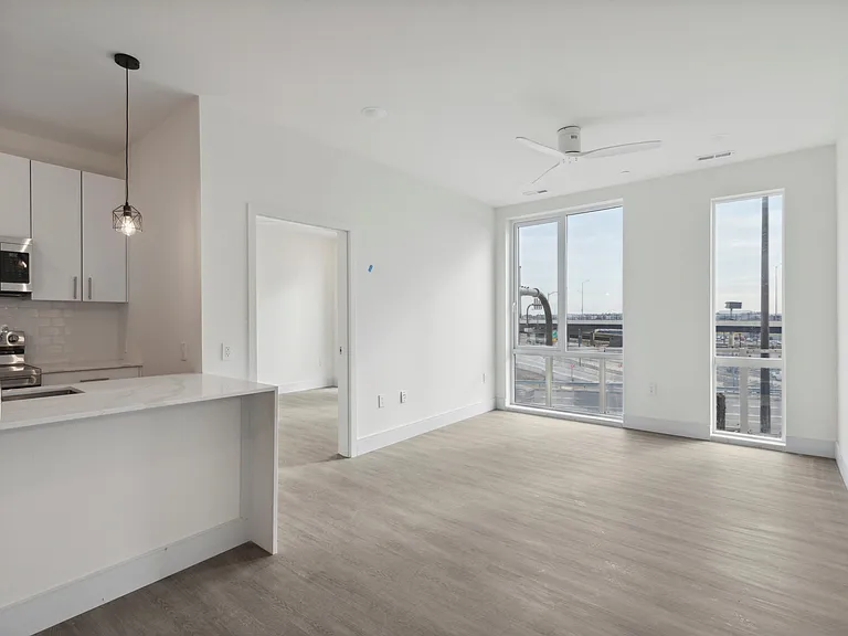 1221 E Fletcher St #310A — Photo 12