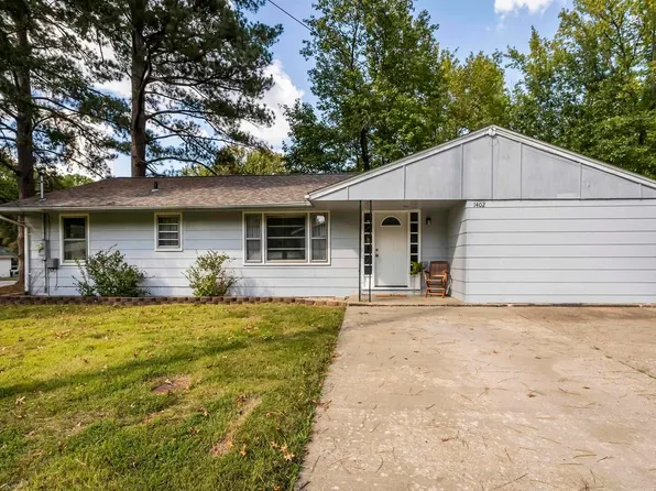 1402 W Walnut St, Carbondale, IL 62901