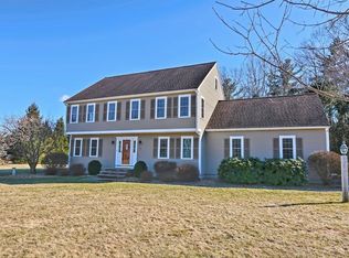 8 Old Sawmill Rd, Holliston, MA 01746