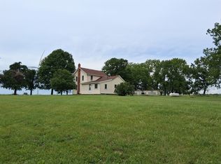 21980 N 800th Ave, Kewanee, IL 61443