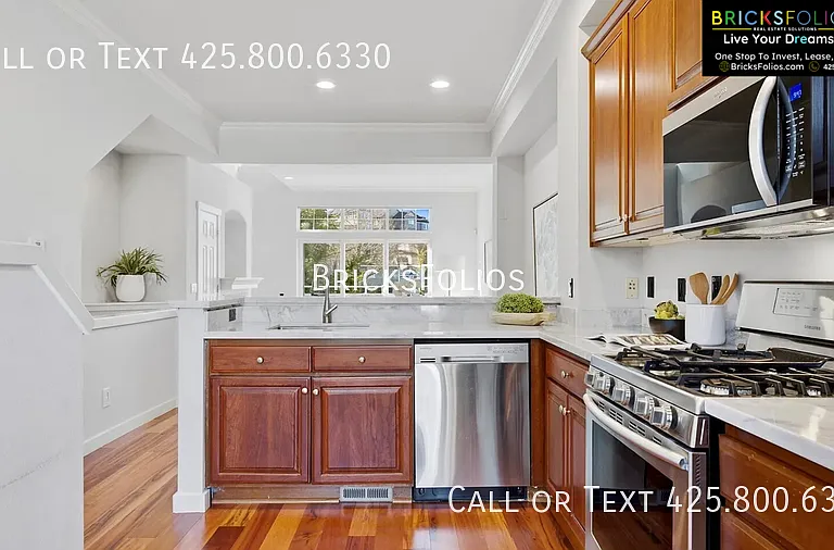 1439 Huckleberry Cir #A — Photo 22
