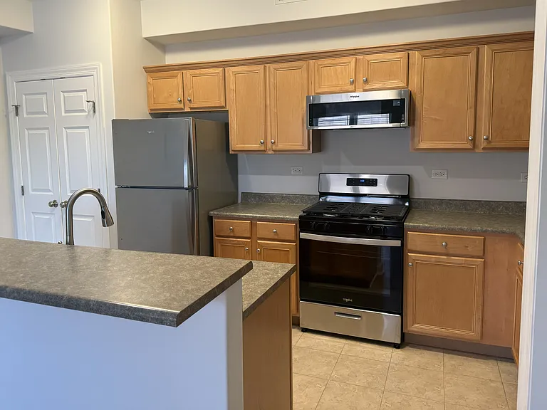206 W Main St #3A — Photo 6