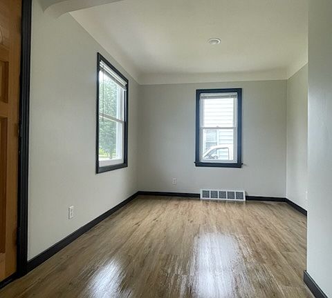 2nd image of 21270 Nicholas Ave