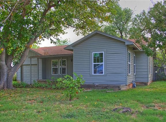2nd image of 424 Norwood Dr