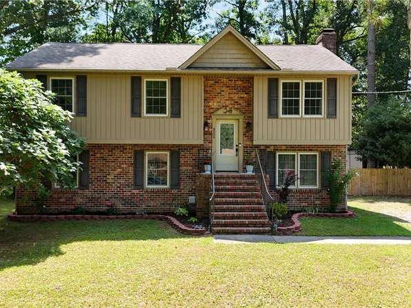 4509 Wildwood Dr, Disputanta, VA 23842