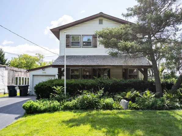 11717 212th AVENUE, Bristol, WI 53104