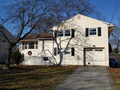 14 Jupiter St, Colonia, NJ, 07067