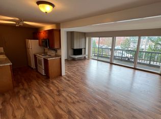 500 81st Ave SE APT 110, Mercer Island, WA 98040