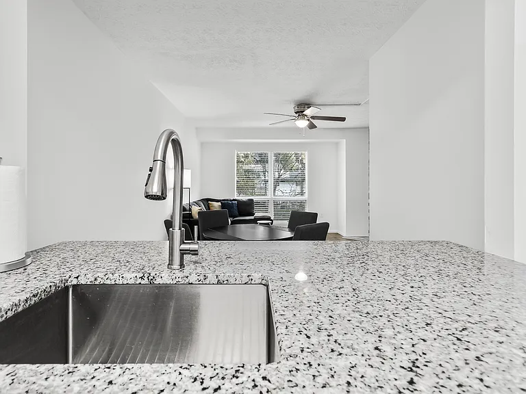 282 Randolph St — Photo 12