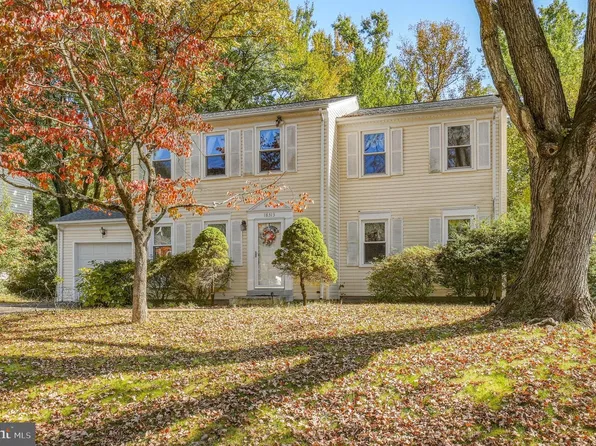 18313 Wachs Ter, Olney, MD 20832