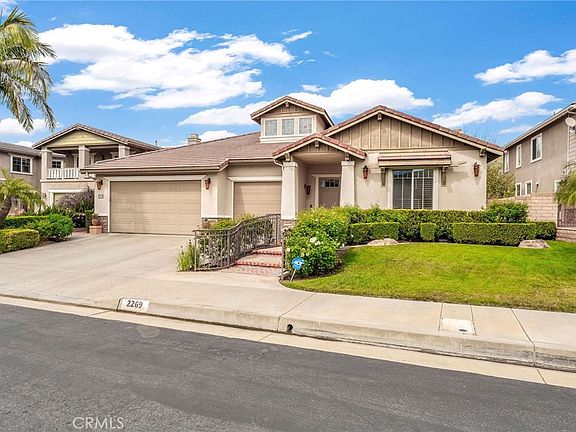 3rd image of 2269 Shady Oaks Rd