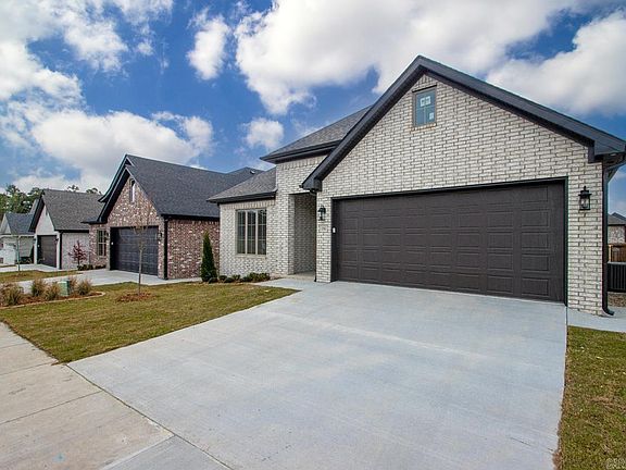 3rd image of 194 Fletcher Ridge Dr